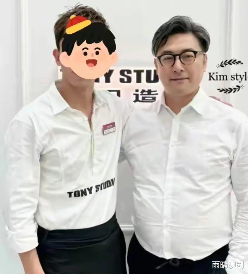 发型 某明星奢侈美发，一次花费数千元，发型被嘲太丑，疑得罪美发师