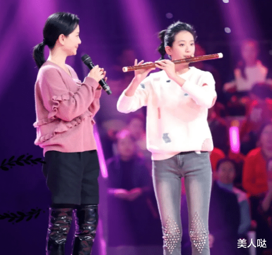 陶慧敏 陶慧敏携女儿亮相!20岁女儿长相清秀撞脸桂纶镁,这条件不出道可惜了