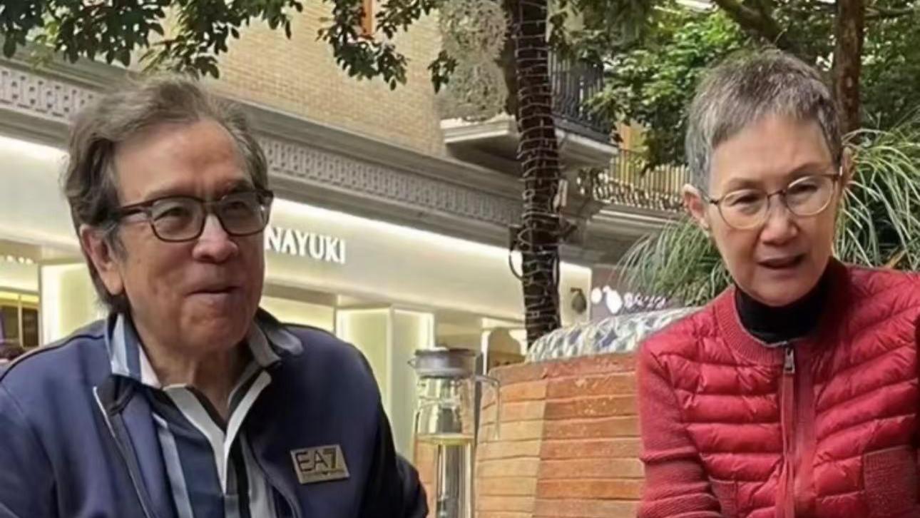 姜大卫|姜大卫夫妇现身佛山！坐路边吃饭接地气，被疑想随女婿移居内地