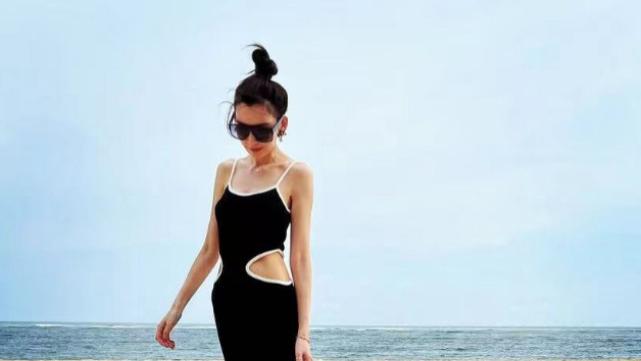 陈若仪|林志颖掌镜为妻儿拍合照，kimi又高又壮，陈若仪穿礼裙身姿婀娜