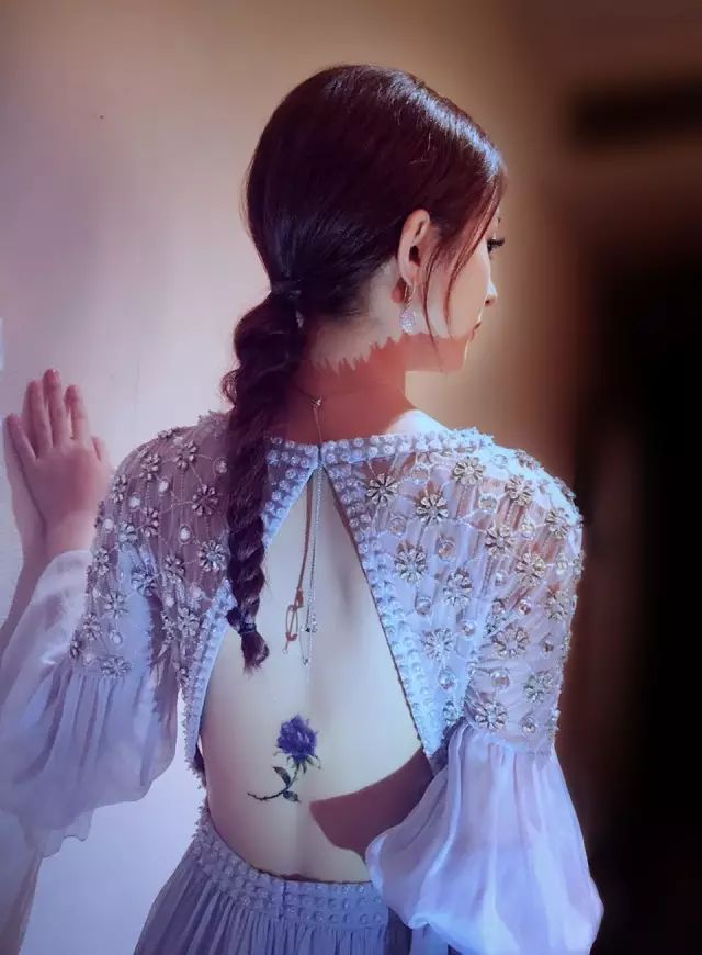 陈自瑶|一夜赚6000万的赵丽颖,真的仅仅只靠努力吗?