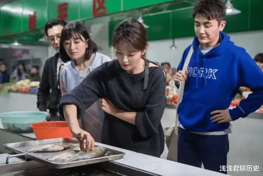 刘涛给20块让保姆买鱼,保姆以为要贴钱,刘涛却说:“买死鱼!”