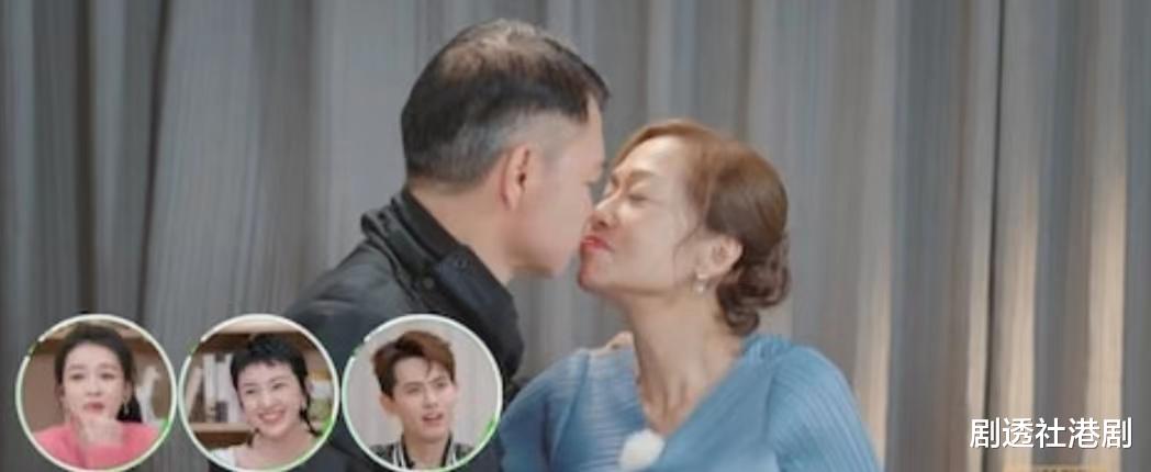 甜美！64岁知名港星与太太复婚后罕放闪，情侣装同台庆生大晒恩爱