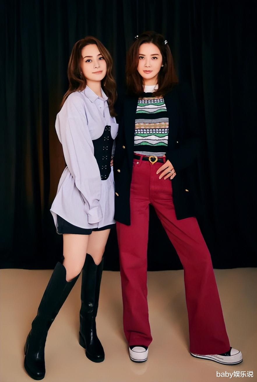 阿娇|当42岁阿娇跟41岁阿sa站在一起,才彻底明白,什么叫顶级骨相