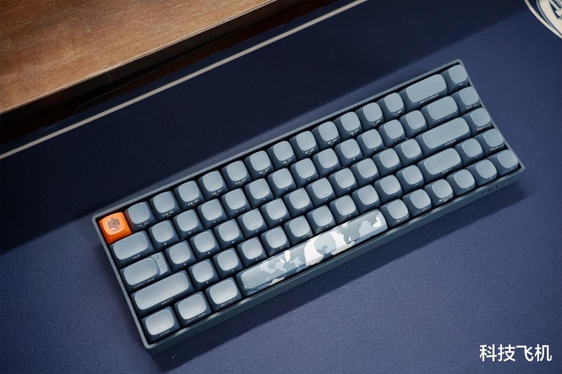 可能是用着最舒服的机械键盘，Lofree洛斐小翘暗夜蓝键盘评测