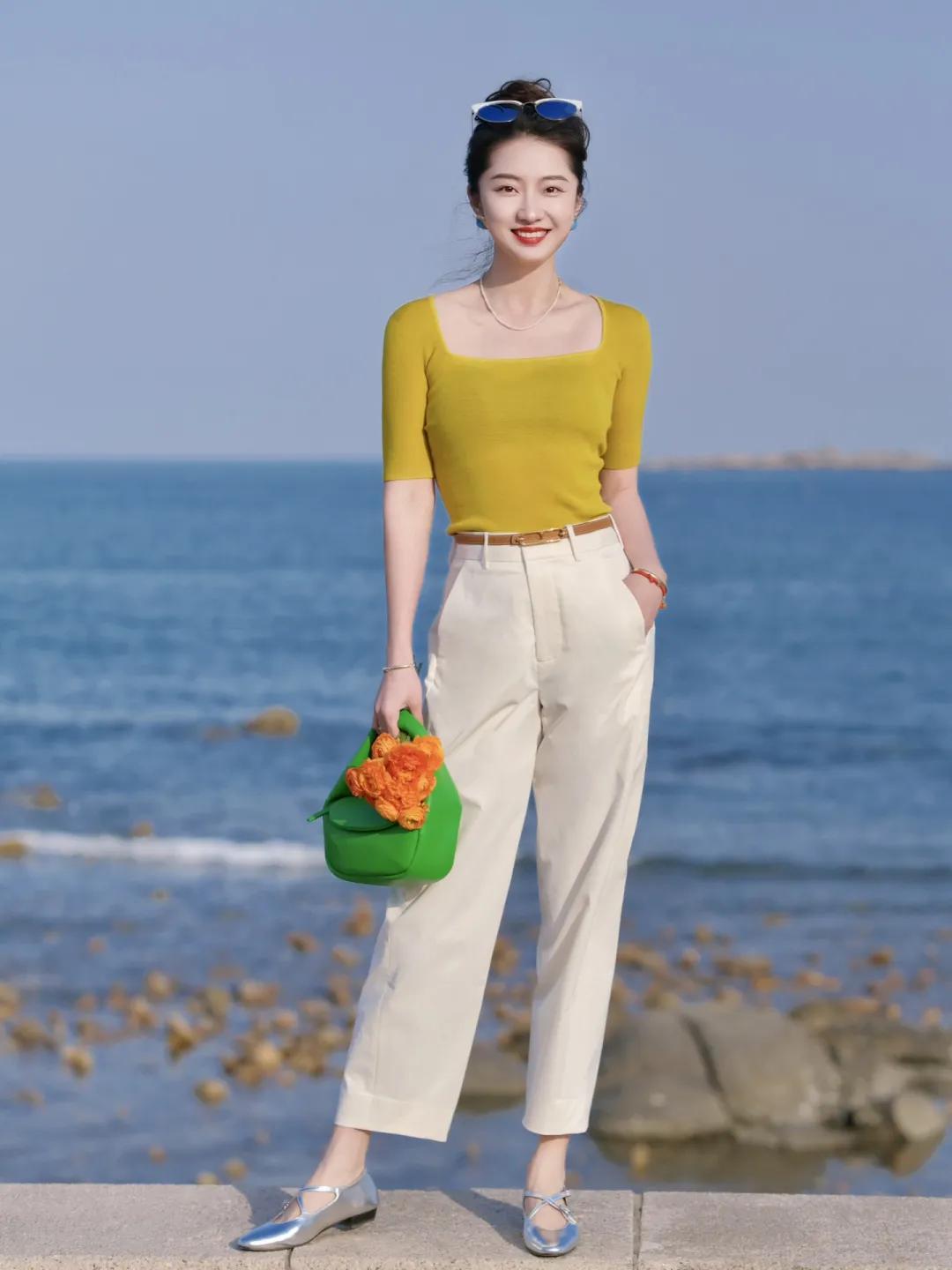 穿衣搭配|春天,职场女生穿这几套就够,针织衫和长裤百搭耐看,简约又时髦