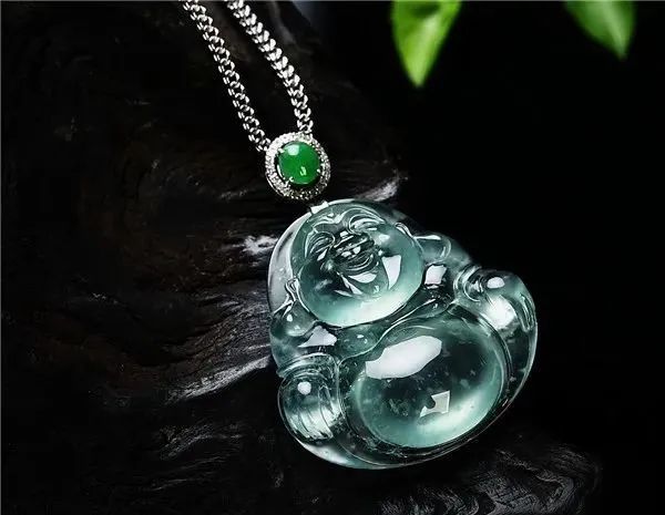 文玩|翡翠冰糯种和冰种的价值区别