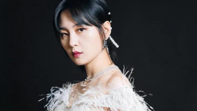 周笔畅|周笔畅：38岁独居16年，不谈恋爱不结婚，只想过自己想要的生活