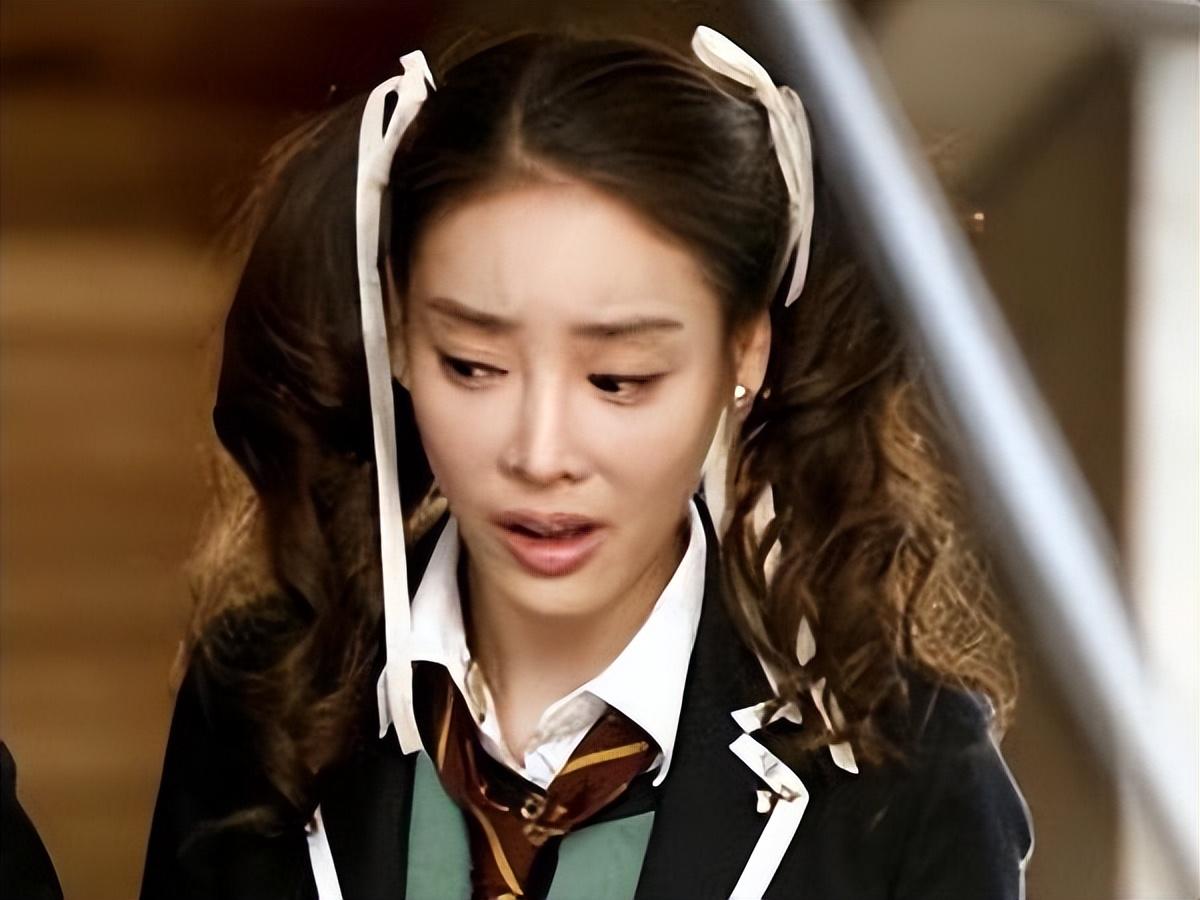 张紫妍被潜规则后自杀!曾同时“接待”4位客人,被玩到无法走路