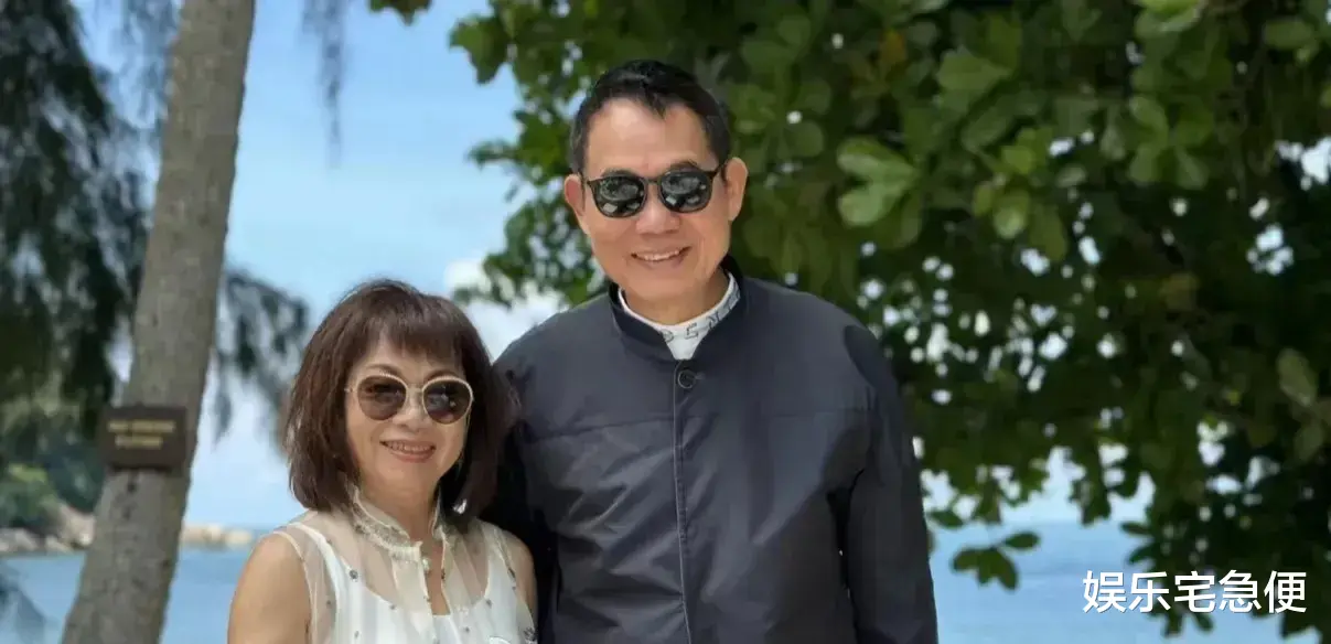 杨紫琼办婚宴,吕克贝松和何超琼到场,85岁母亲看着比女婿还年轻