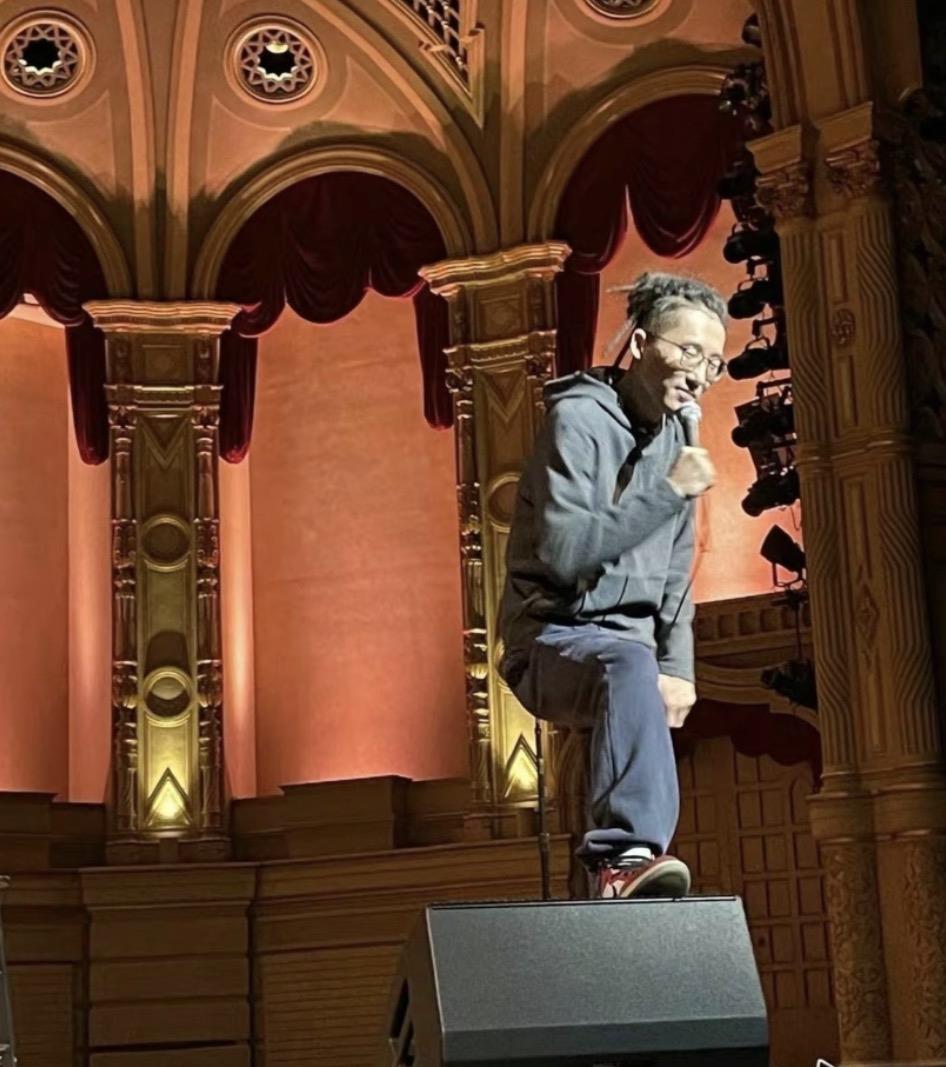 池子|自食恶果！池子脱口秀遭抵制，全程反贼言论，为讨好美国公然抹黑造谣