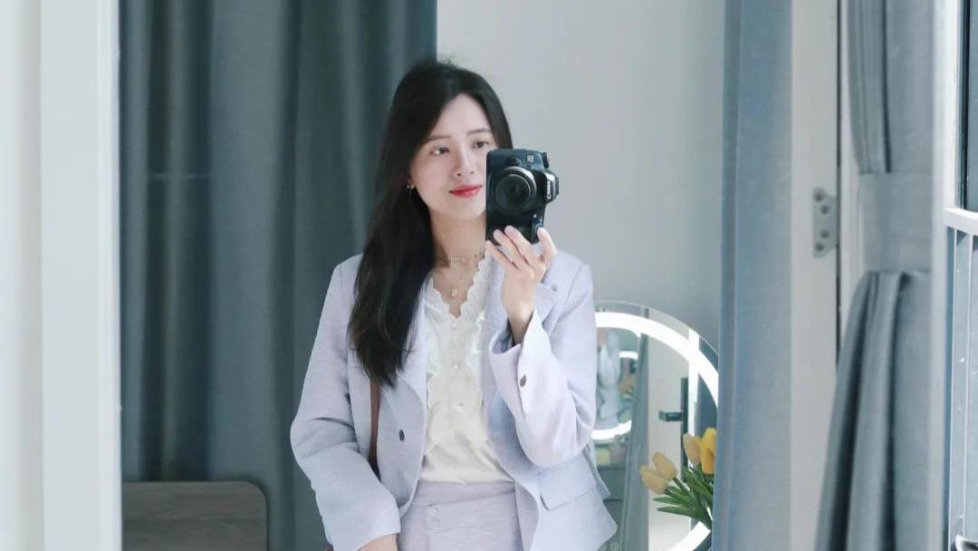 赶集|回归职场怎么穿更显气质？可以多穿西服和针织衫，既保暖又洋气