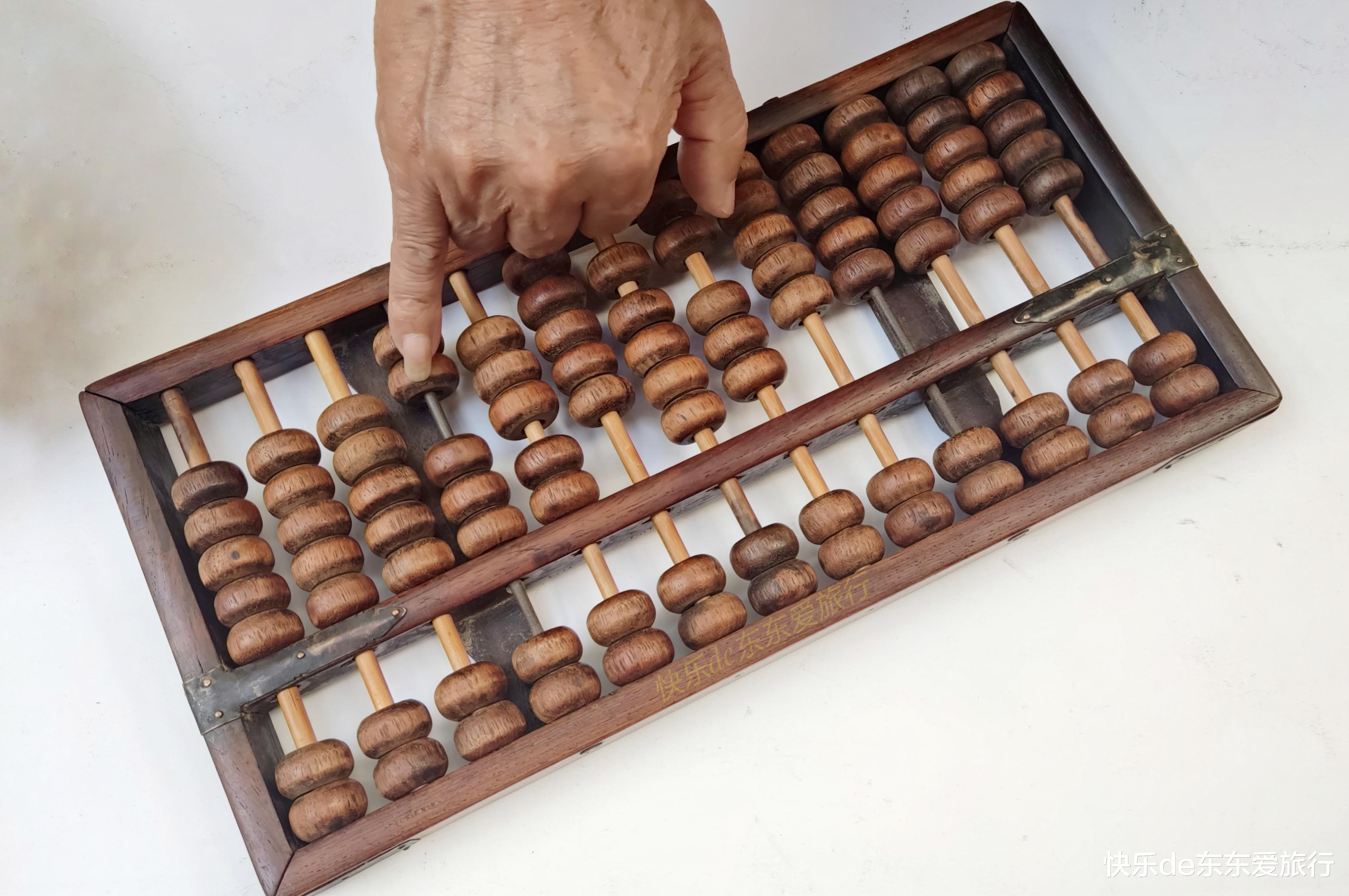 有人2天赚5倍,有人几百块银元变废铁,古玩市场你玩得转吗?