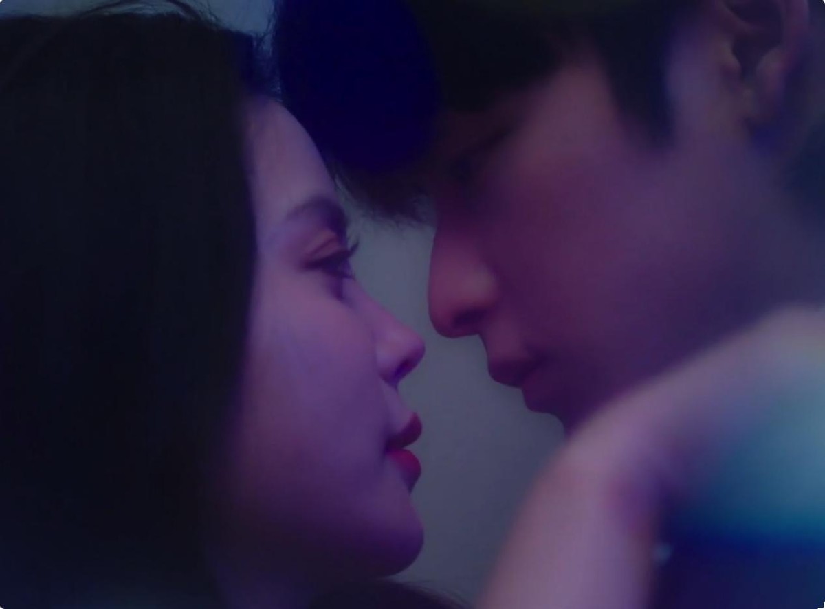 开播4集热度榜第一，甜宠又爆笑，芒果台又甩出硬核黑马剧