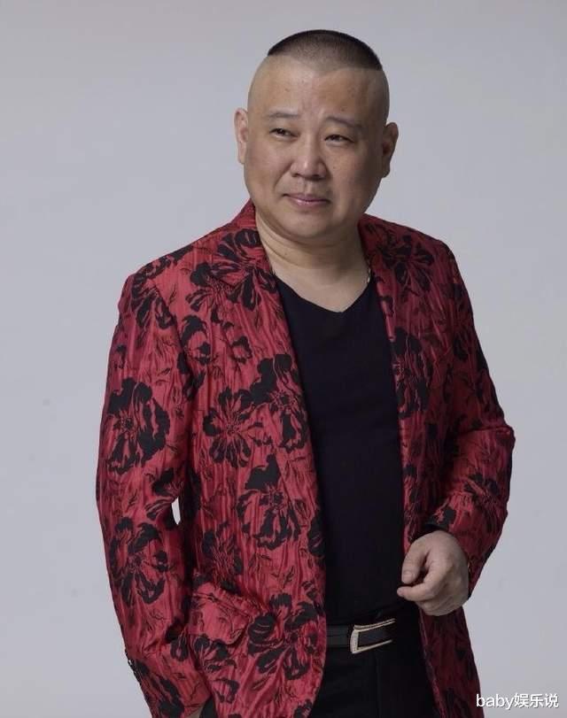 郭德纲|同是郭德纲基因，前妻儿子和后妻儿子一对比，差距一目了然