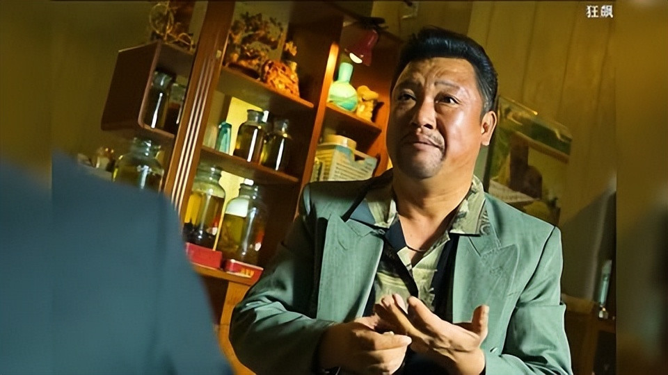 贾冰|贾冰为何突然不“红”了？你看他做的这些事，就都懂了