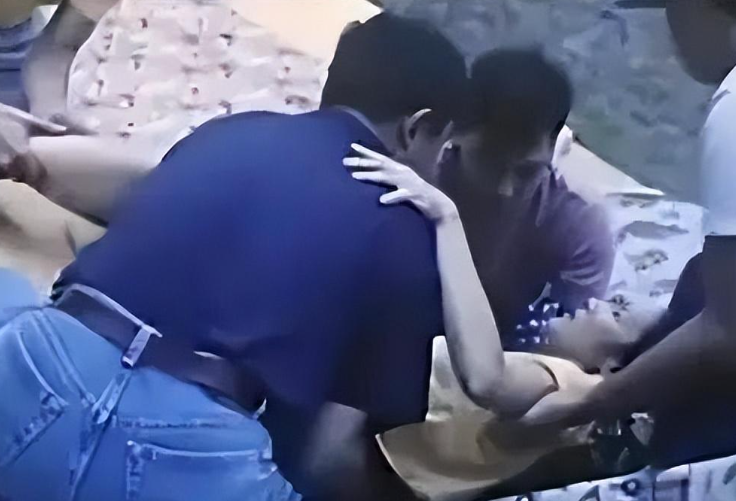 一场“暮年”婚礼，扯下了杨紫琼最后的“遮羞布”