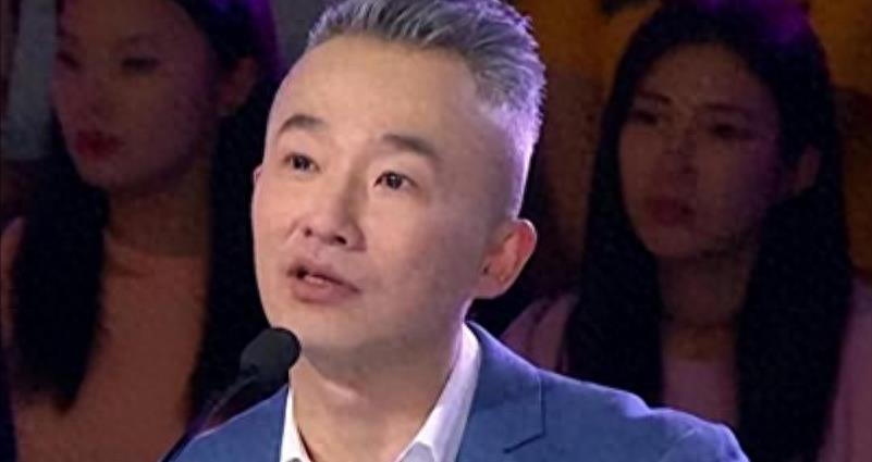 程雷和妻子王萌萌的感情,虽年纪相差18岁,但依旧甜蜜如初