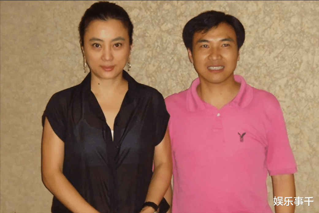 她曾是甜歌皇后，34岁嫁犹太富商，最红时退出演艺圈，如今怎样了