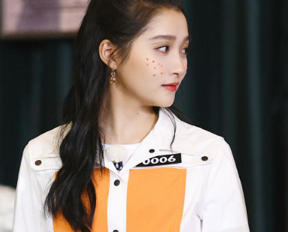 关晓彤|奔跑吧,主题很吸引人,关晓彤的可爱表现了出来