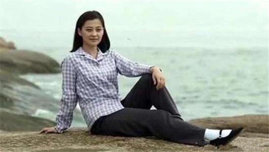 安杰|《父母爱情》：极力怂恿安杰继续给夏老师当模特，葛美霞图什么？