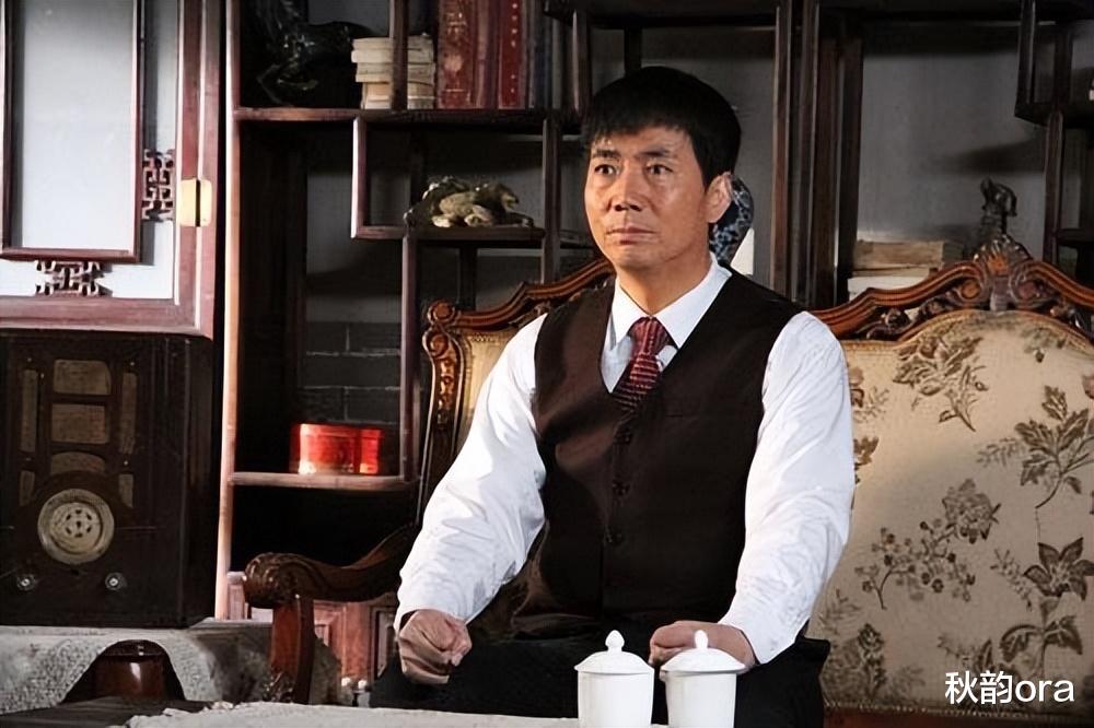 范明|范明：娶大6岁二婚女总裁，对继子视如己出，如今继子成国家骄傲