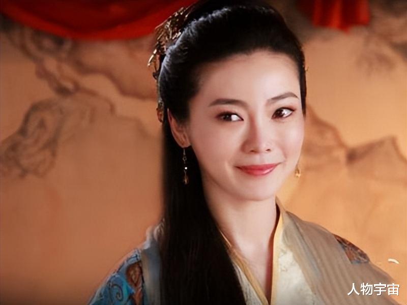 她貌美不红，TVB北上改名拍电影，嫁好男儿生女离异，卖三亿豪宅