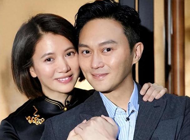 17岁魔童因辱华行为道歉,曝受父母影响,网友围攻袁咏仪评论区