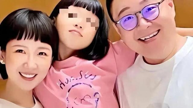 闹大了！霸凌郝劭文女儿身份曝光，父亲有69亿存款，更多细节被扒