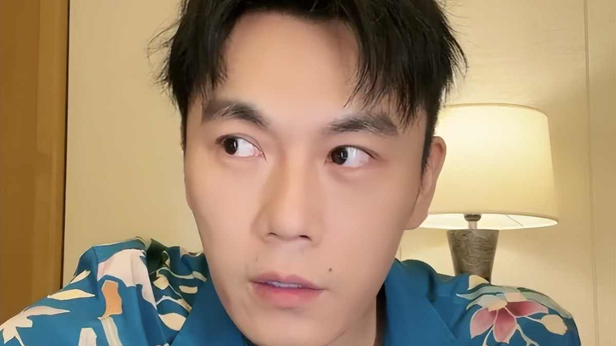 秦昊|秦昊瘦到龚彪前，片场减肥腿发抖！伊能静晒食谱，不建议大家吃