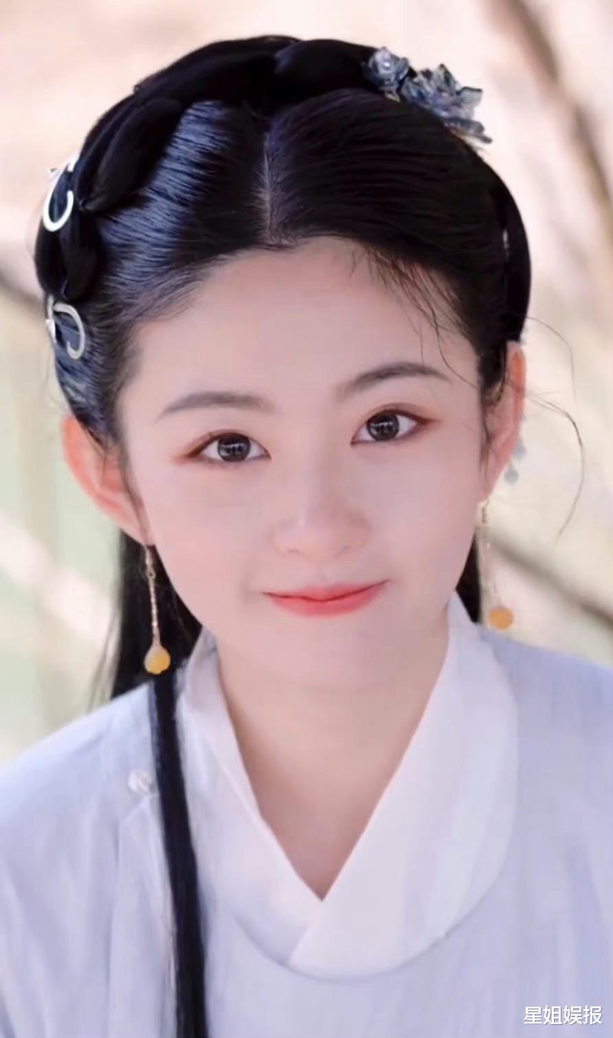 从汉服模特到演员，两年演了13部戏，新剧却因颜值演技被嘲！