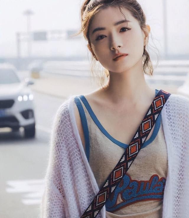 不婚族万茜:从不炒作,嫁普通丈夫,35岁高龄为小丈夫生孩子