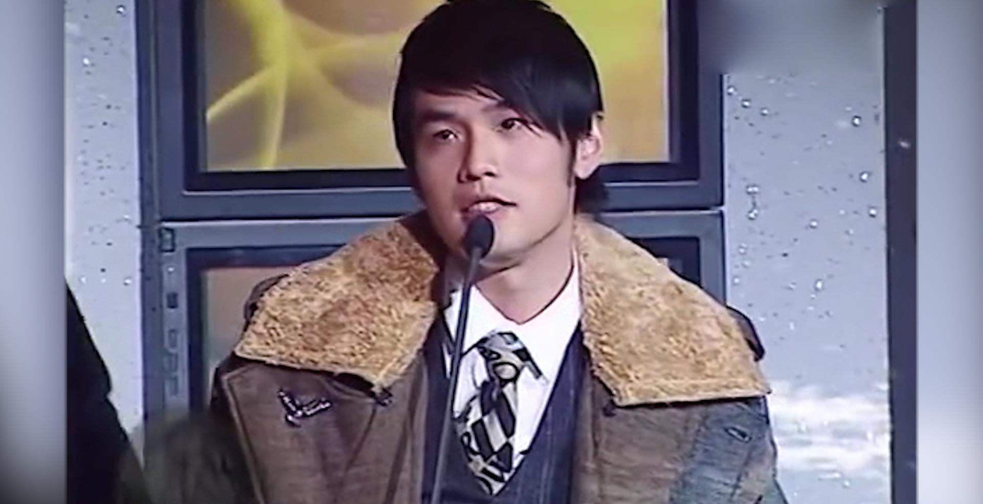 周杰伦|“自我封神”华晨宇:才认领乐坛巅峰宝座,就遭周杰伦狠狠打脸