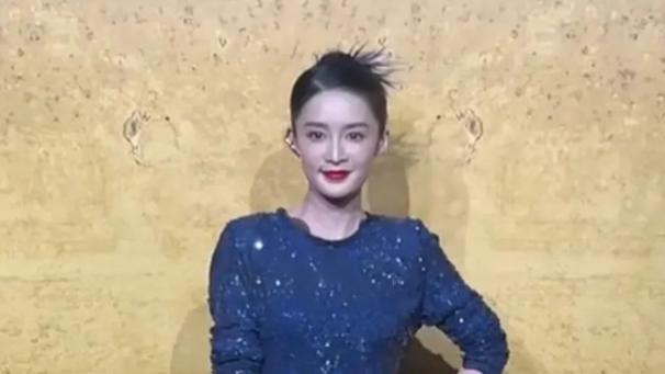 李沁|32岁李沁现身活动，皮肤干燥双颊下垂变化大，被网友质疑医美过度