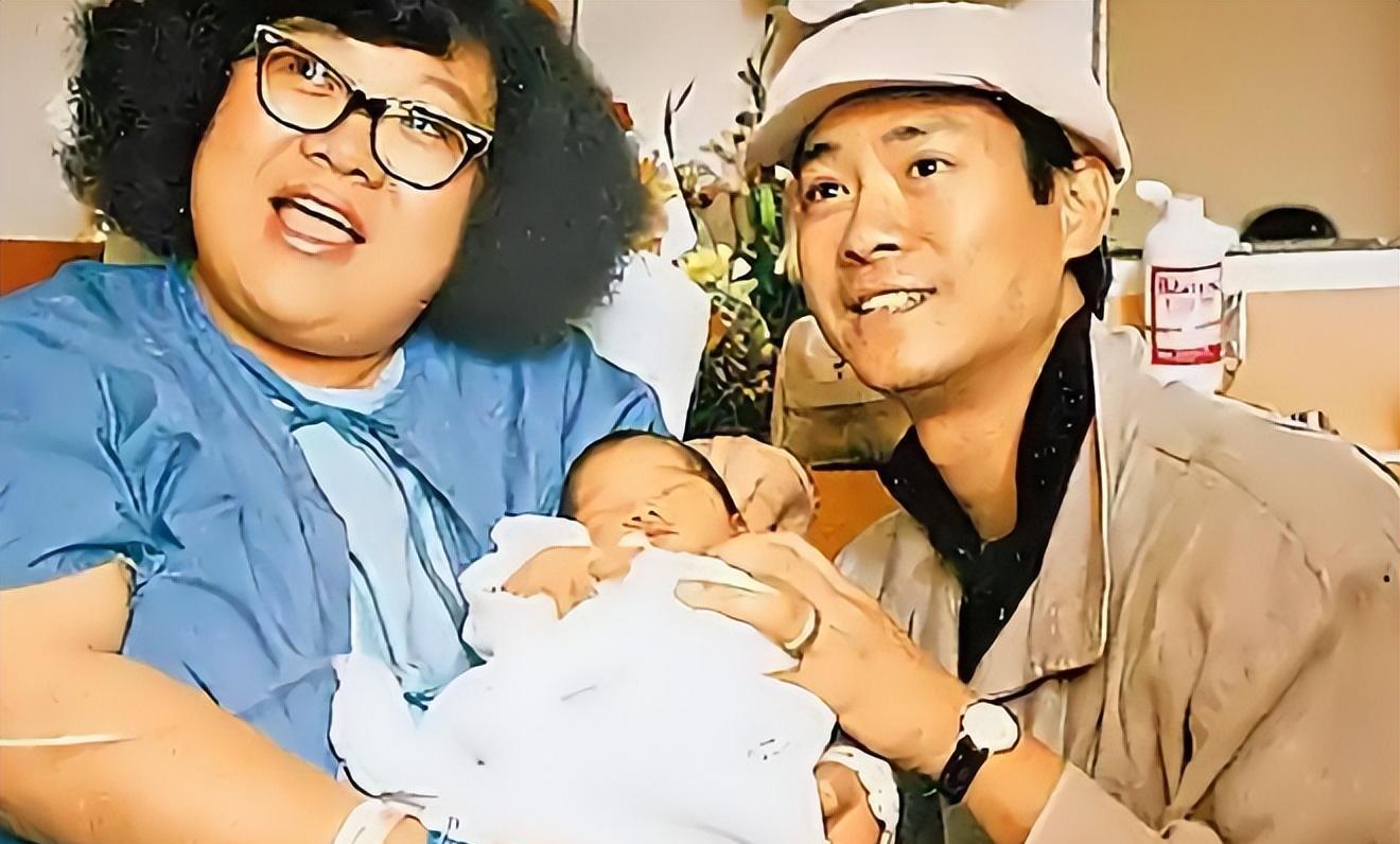 这一次，郑少秋作为父亲的失职，在女儿郑欣宜身上表现得淋漓尽致