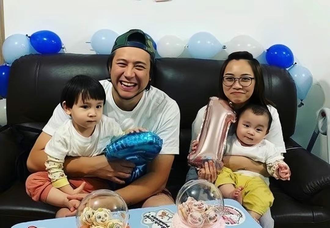 张致恒|港媒曝张致恒穷困潦倒,儿子上不起幼儿园,因脚踏五只船事业尽毁!