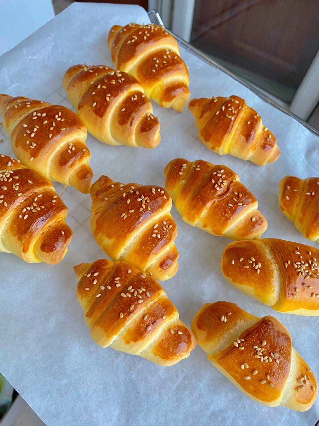 面包|去面包坊时,无论有多香,这4种面包也不要碰,老板自己都不吃