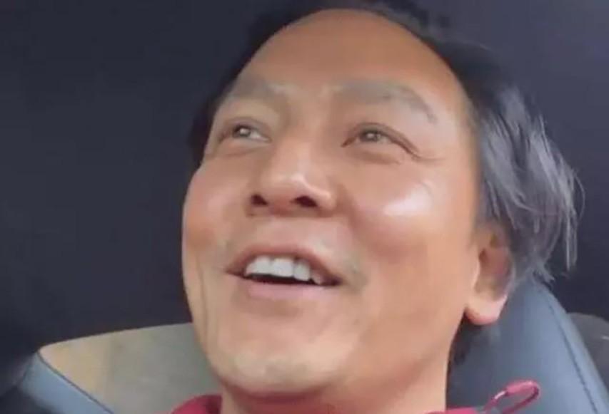 黄晓明|6位中年男星“秃顶”大赏：黄晓明聂远头顶稀疏，最意外是何润东