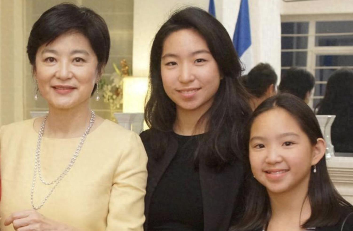 都是汪峰的基因,章子怡的女儿和葛荟婕的女儿,差别好大