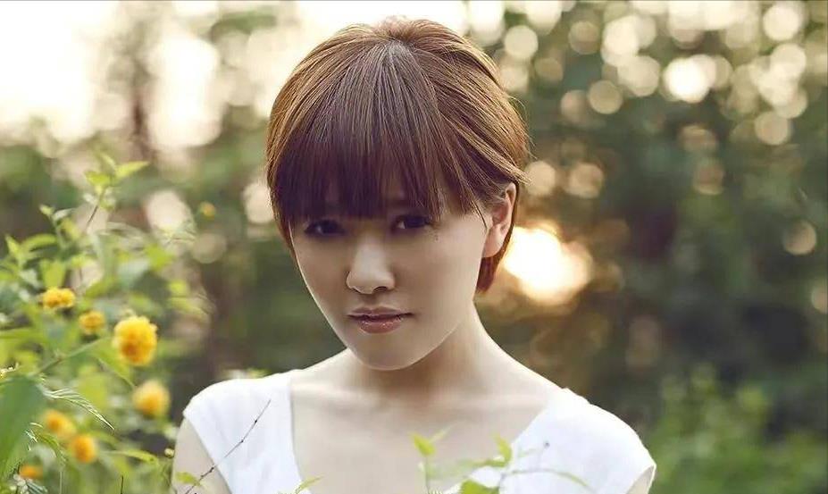 唐笑|14年前，公然辱骂军人“看门狗”，还发火踢人裆部的唐笑怎样了？