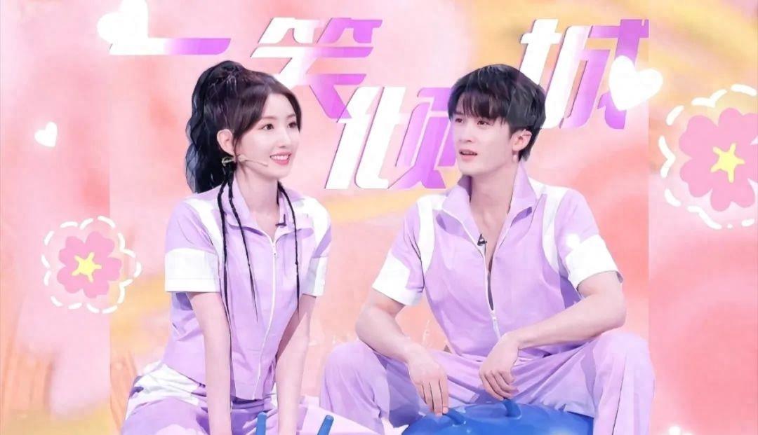 黄景瑜倒油杨洋?蔡徐坤糊了?檀健次毛晓彤恋情?虞书欣的瓜?