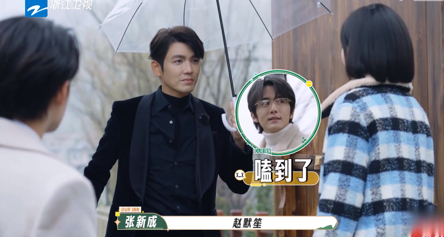 唐嫣|时隔9年《何以》重聚，唐嫣却不敢拥抱钟汉良，已婚当妈的界限感