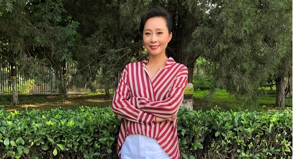 春晚|她曾5上春晚，有一生理缺陷却因此成名，丈夫去世后无奈淡出舞台