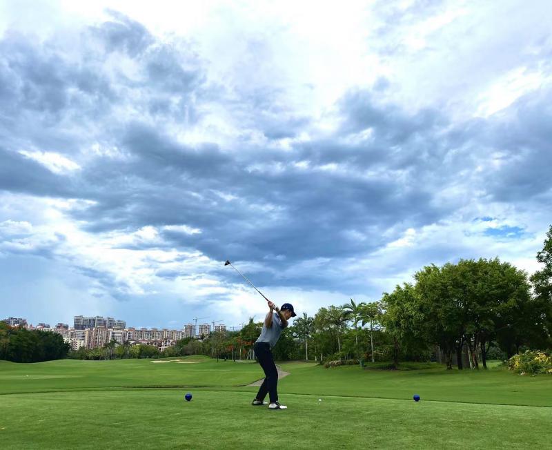 那些学茅台、小龙虾专业的大学生，最后都干了啥？