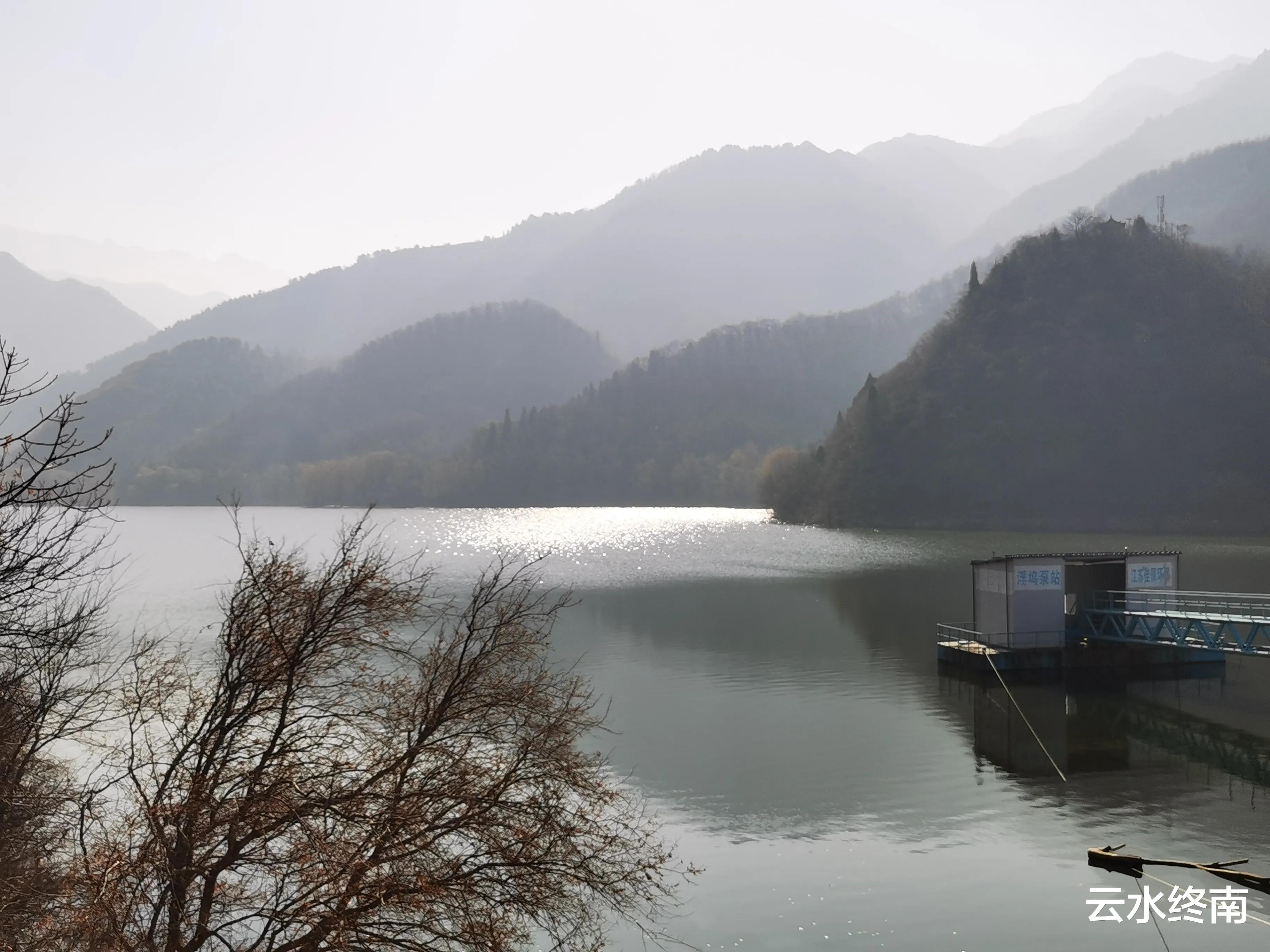 秦岭|山影重重，青峦如黛——这可能是秦岭北麓最美水库，被称作“湖”