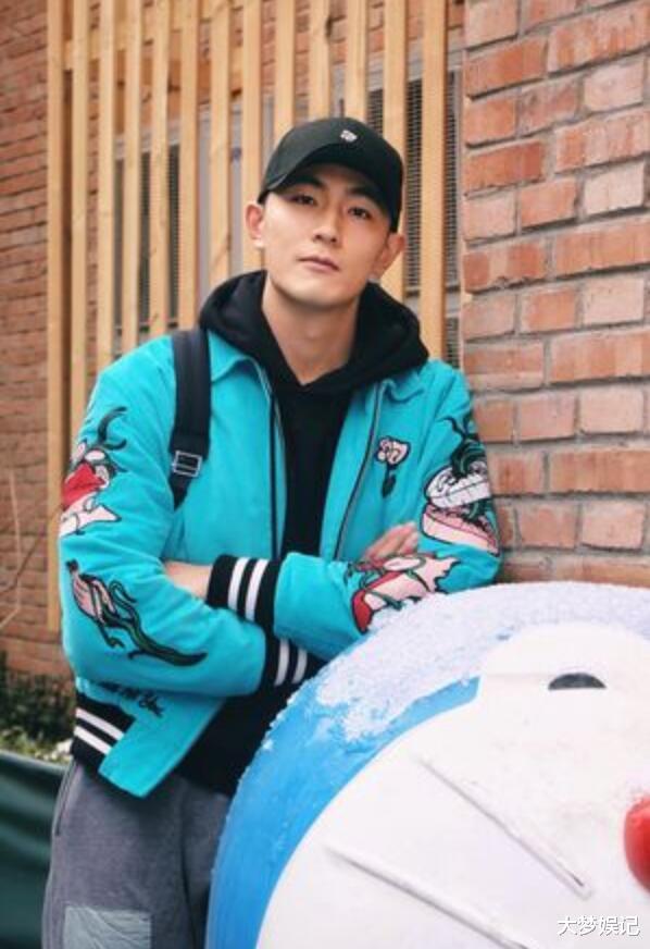 生活规律爱运动“仍患恶性肿瘤”!33岁男星被医告知恐截肢:世界都崩塌了