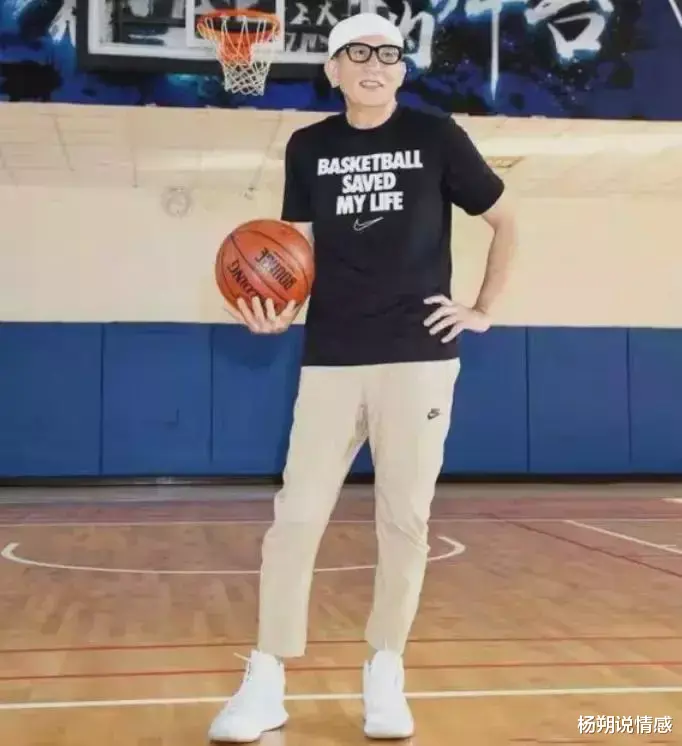 |秦汉一家近况曝光！因帮儿子带娃产生分歧，爱子当爸5年仍不婚