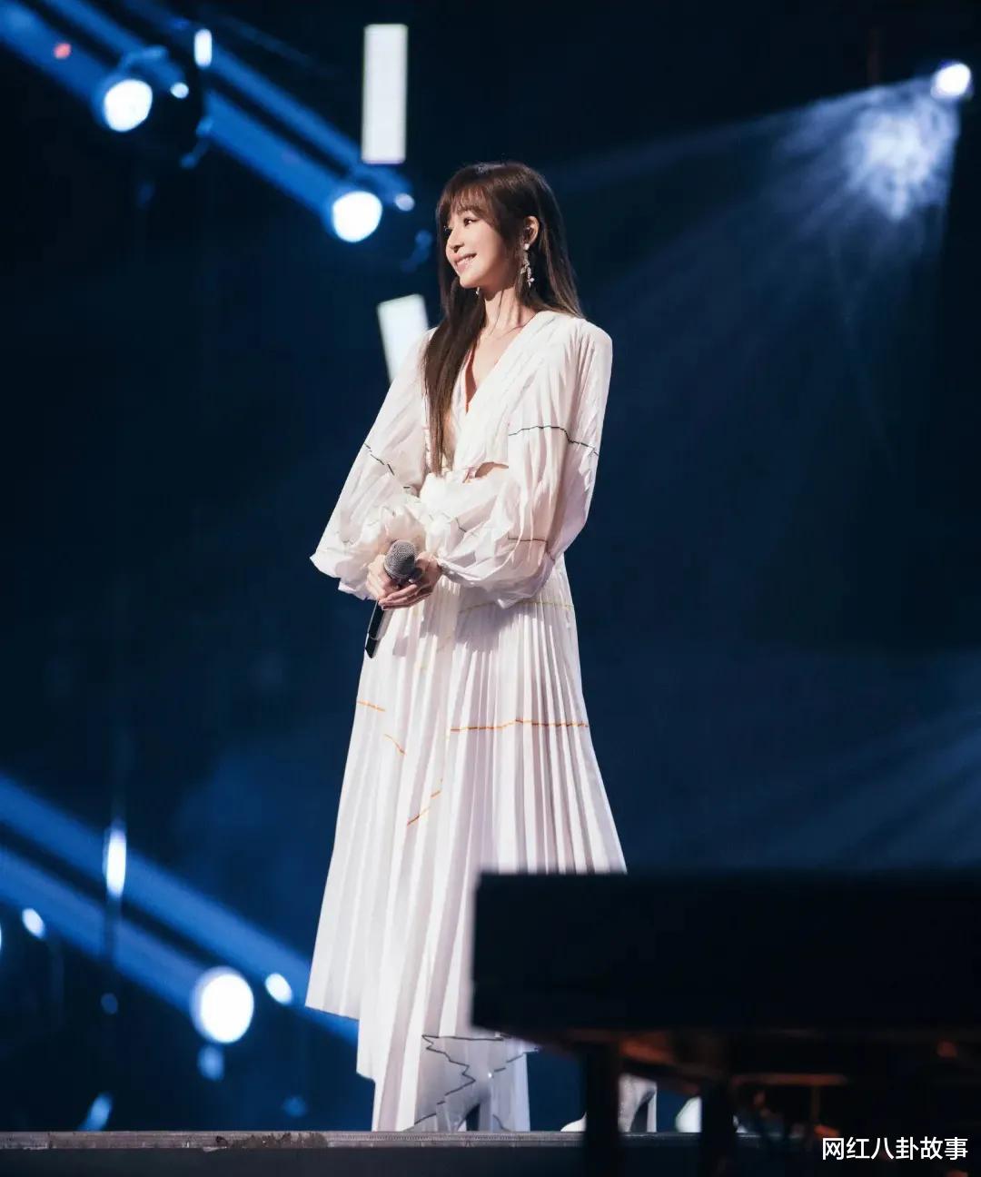 王心凌|王心凌:出道20年依然年轻甜美,岁月都没忍心对她下手!