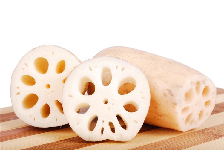 21岁少女患虫癌，医生开刀后发现2斤多虫子！她的习惯要引以为戒