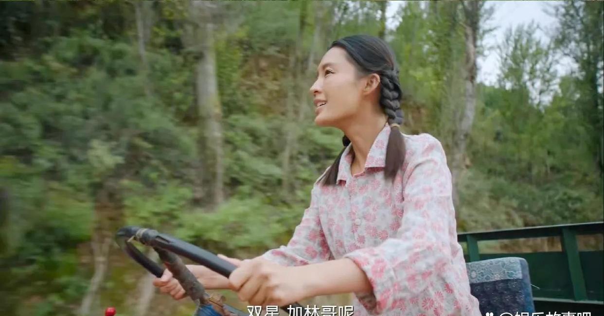 李沁|人生之路:但凡李沁演技拉胯一点,都压不住张嘉倪的美